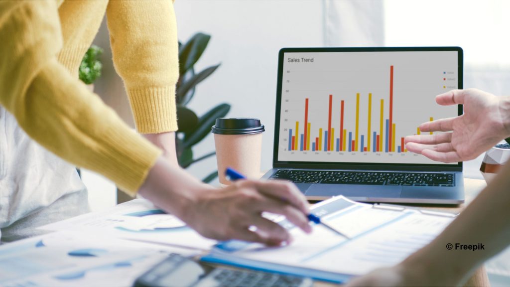 Contoh Komplit Perhitungan Report Sales | Hadirr.